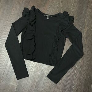 Forever 21 women’s long sleeve cropped ruffle shirt, medium